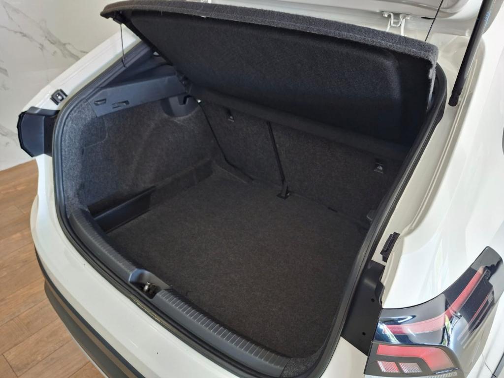 VOLKSWAGEN Nivus - Foto