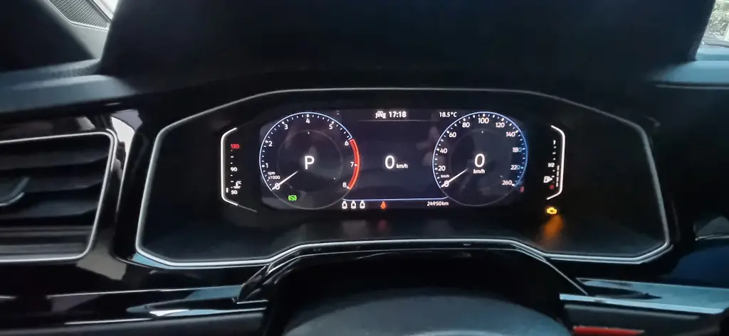 VOLKSWAGEN Nivus - Foto