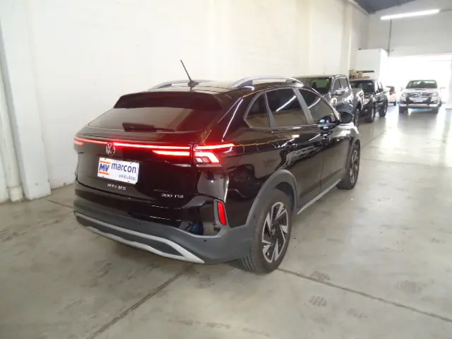 VOLKSWAGEN Nivus - Foto