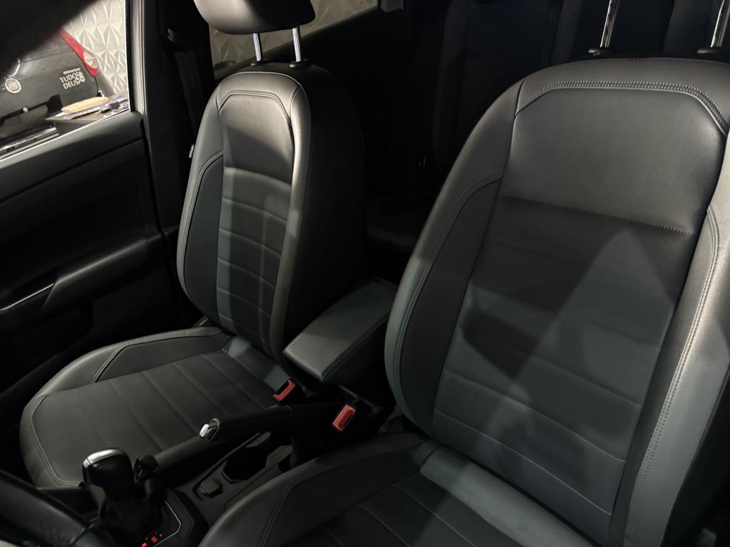 VOLKSWAGEN Nivus - Foto