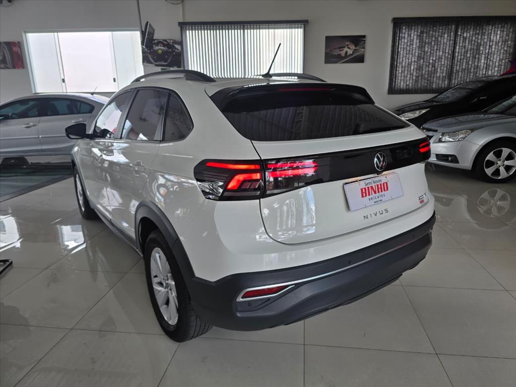 VOLKSWAGEN Nivus - Foto