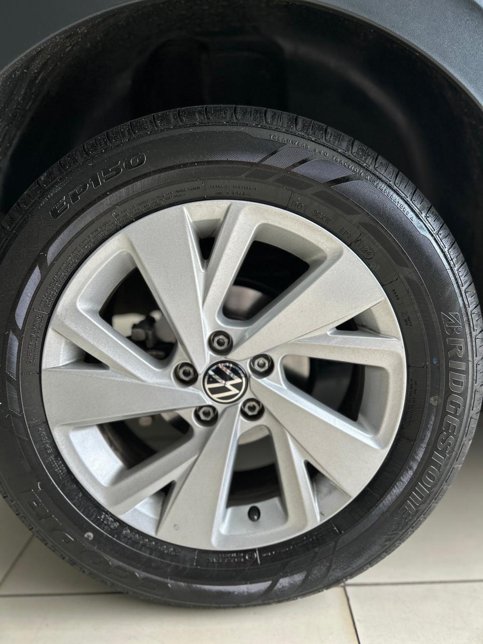 VOLKSWAGEN Nivus - Foto