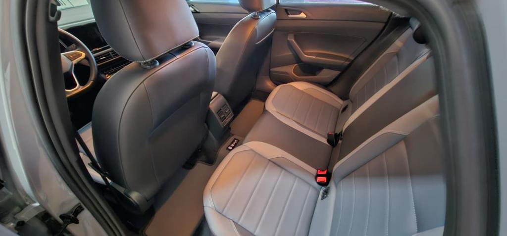 VOLKSWAGEN Nivus - Foto