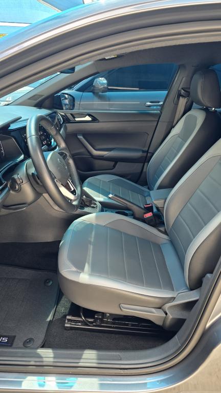 VOLKSWAGEN Nivus - Foto