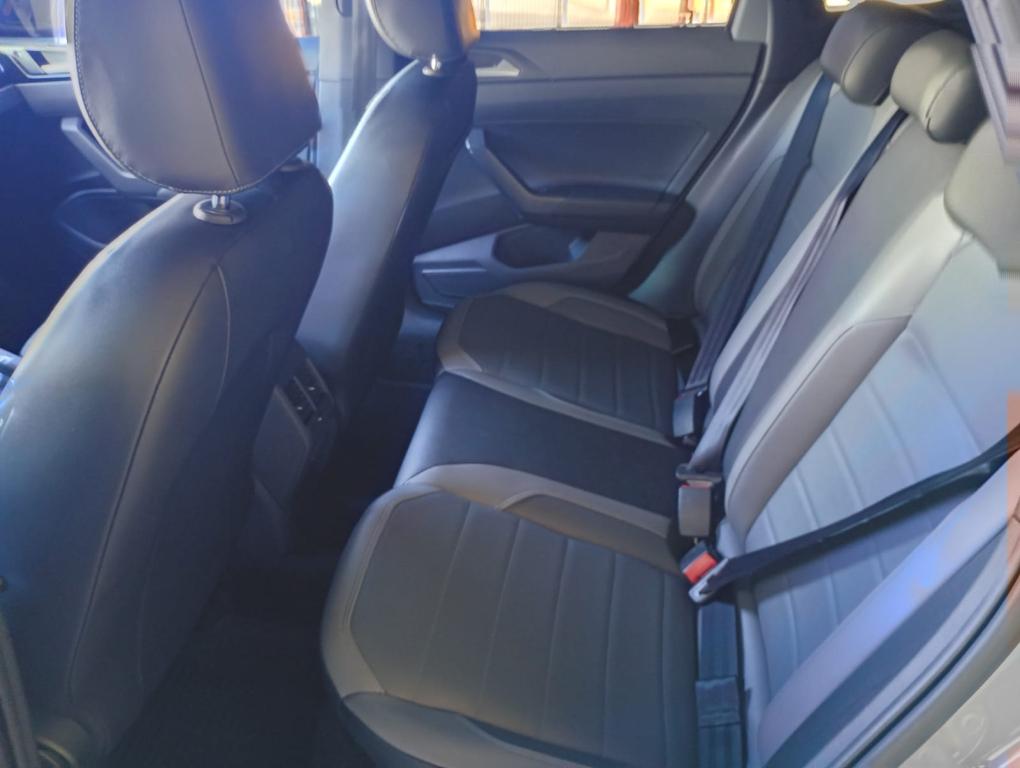 VOLKSWAGEN Nivus - Foto