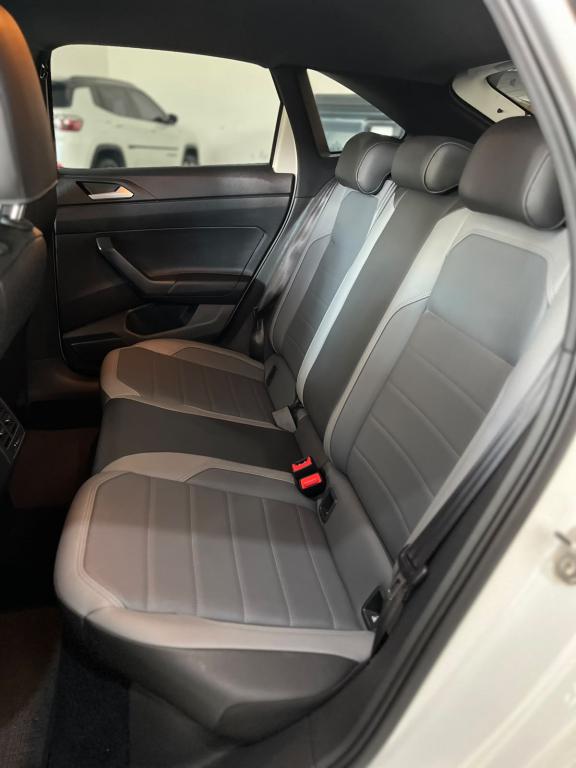 VOLKSWAGEN Nivus - Foto