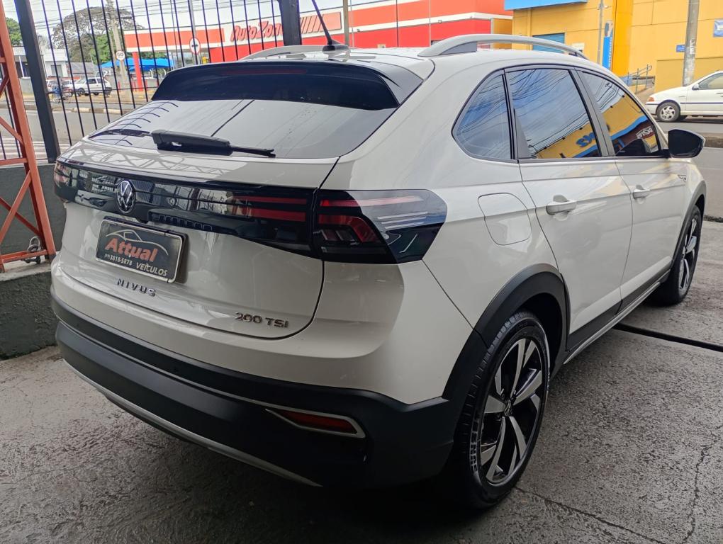 VOLKSWAGEN Nivus - Foto