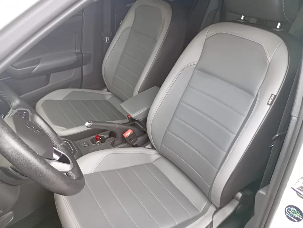 VOLKSWAGEN Nivus - Foto