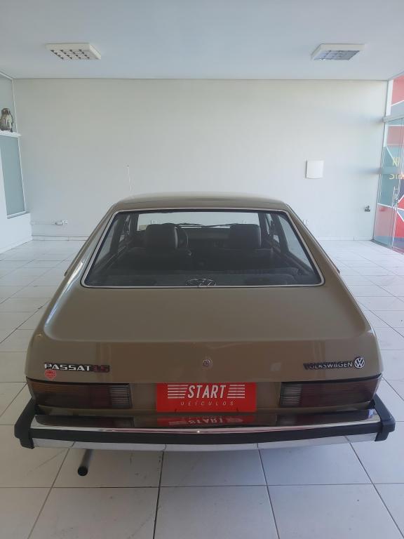 VOLKSWAGEN Passat - Foto