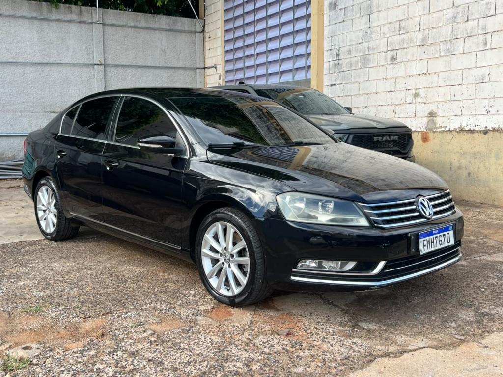 VOLKSWAGEN Passat - Foto