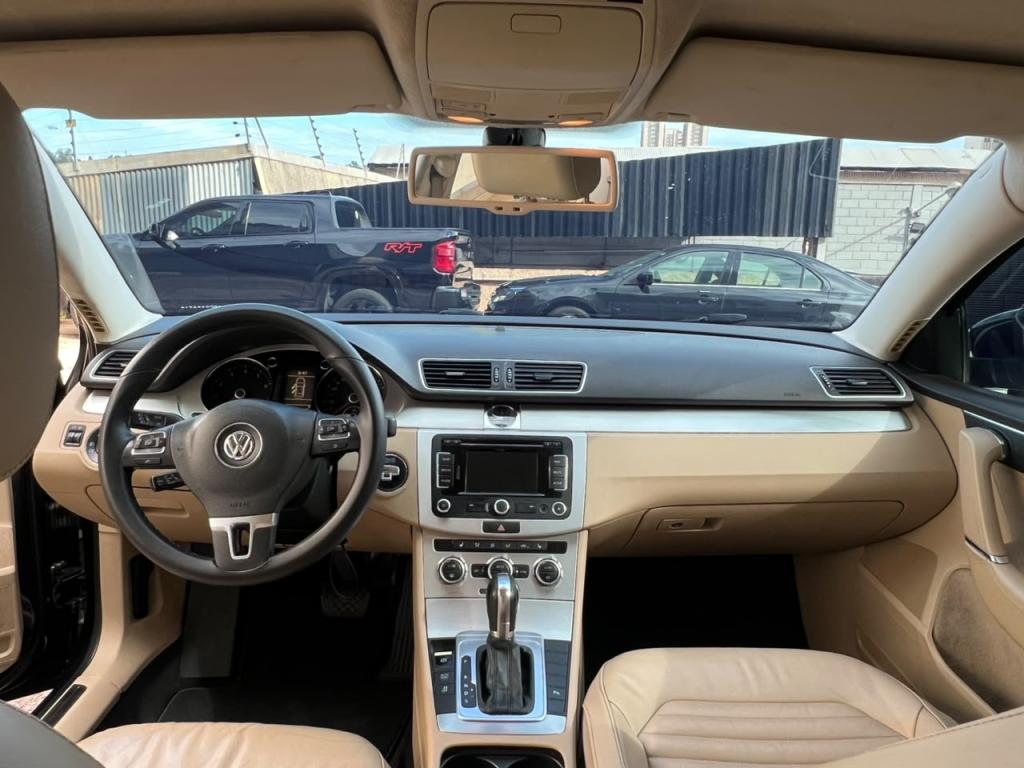 VOLKSWAGEN Passat - Foto