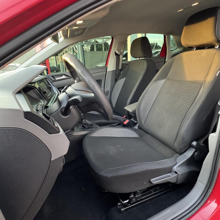 VOLKSWAGEN Polo Hatch - Foto