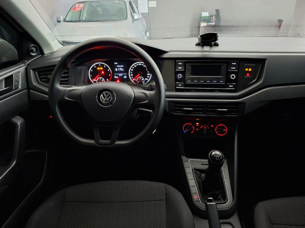 VOLKSWAGEN Polo Hatch - Foto