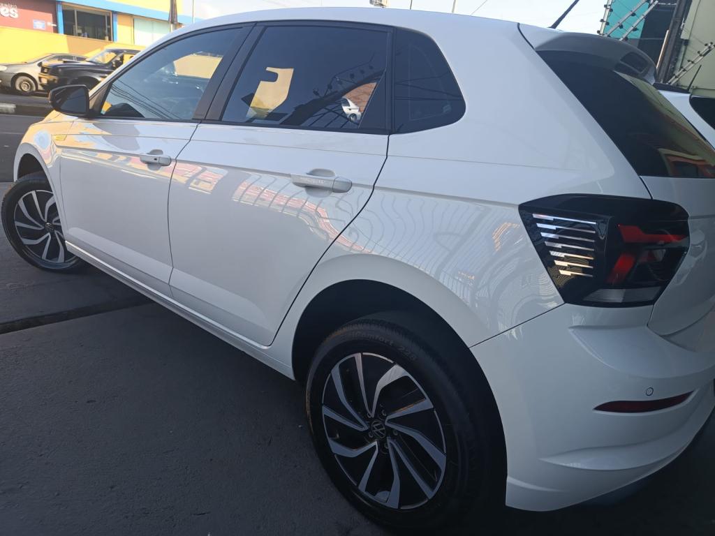 VOLKSWAGEN Polo Hatch - Foto