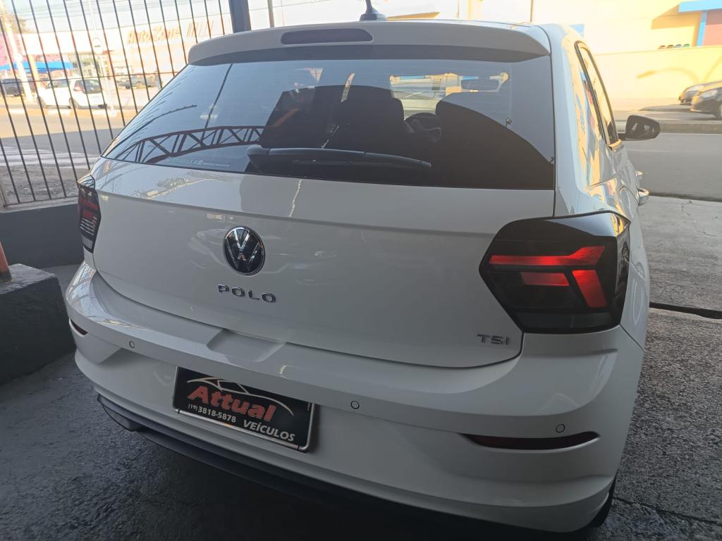 VOLKSWAGEN Polo Hatch - Foto