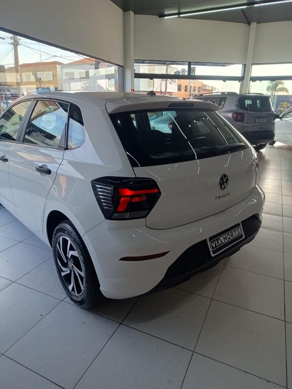 VOLKSWAGEN Polo Hatch - Foto
