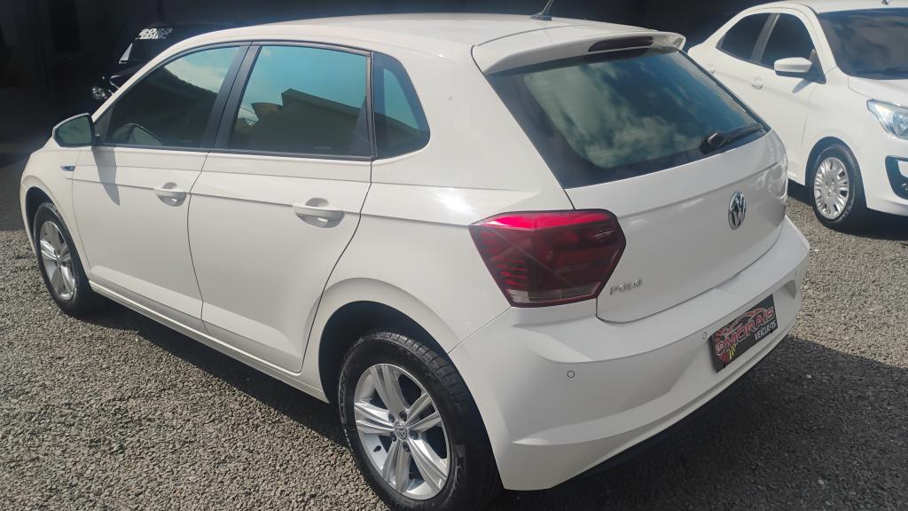 VOLKSWAGEN Polo Hatch - Foto