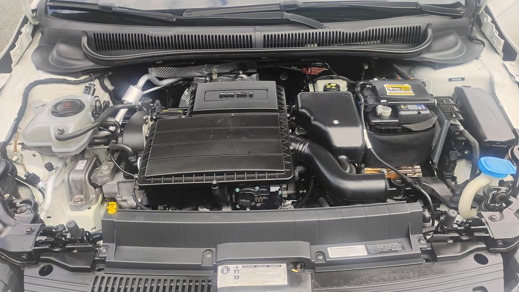 VOLKSWAGEN Polo Hatch - Foto