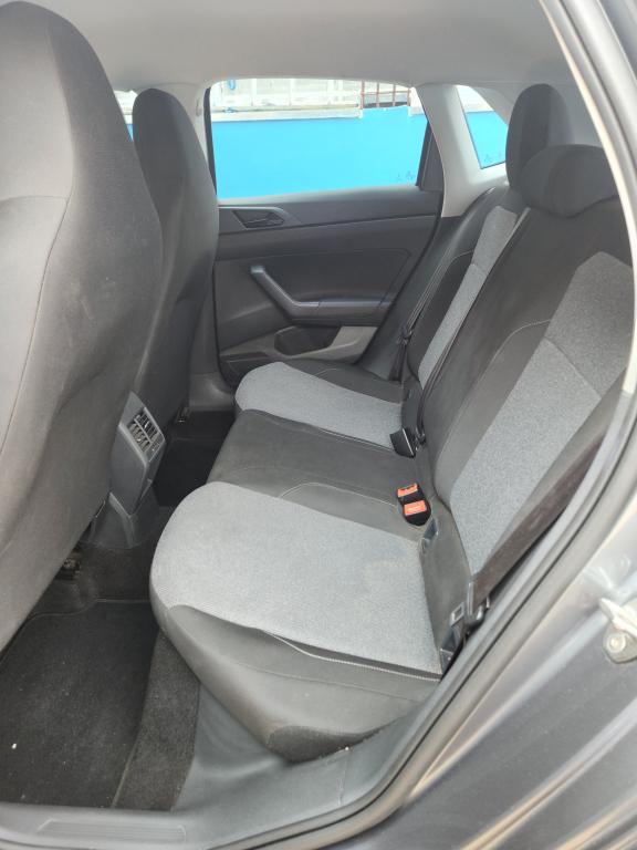 VOLKSWAGEN Polo Hatch - Foto