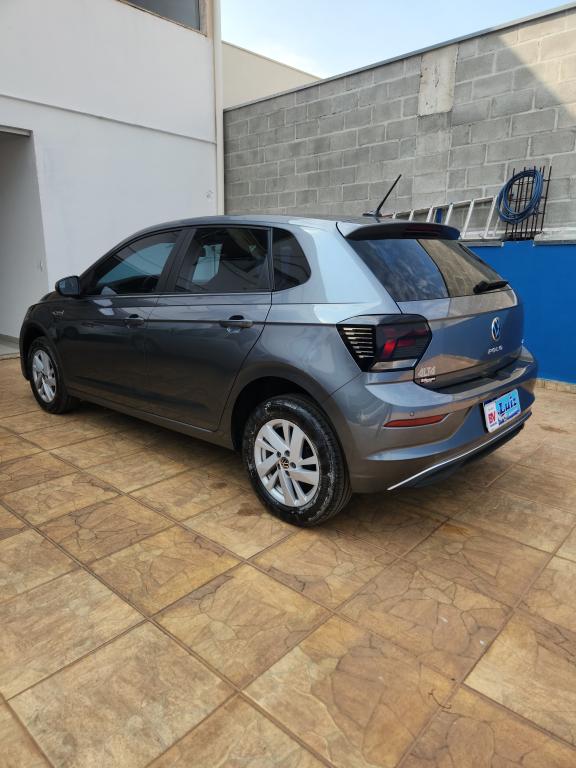 VOLKSWAGEN Polo Hatch - Foto