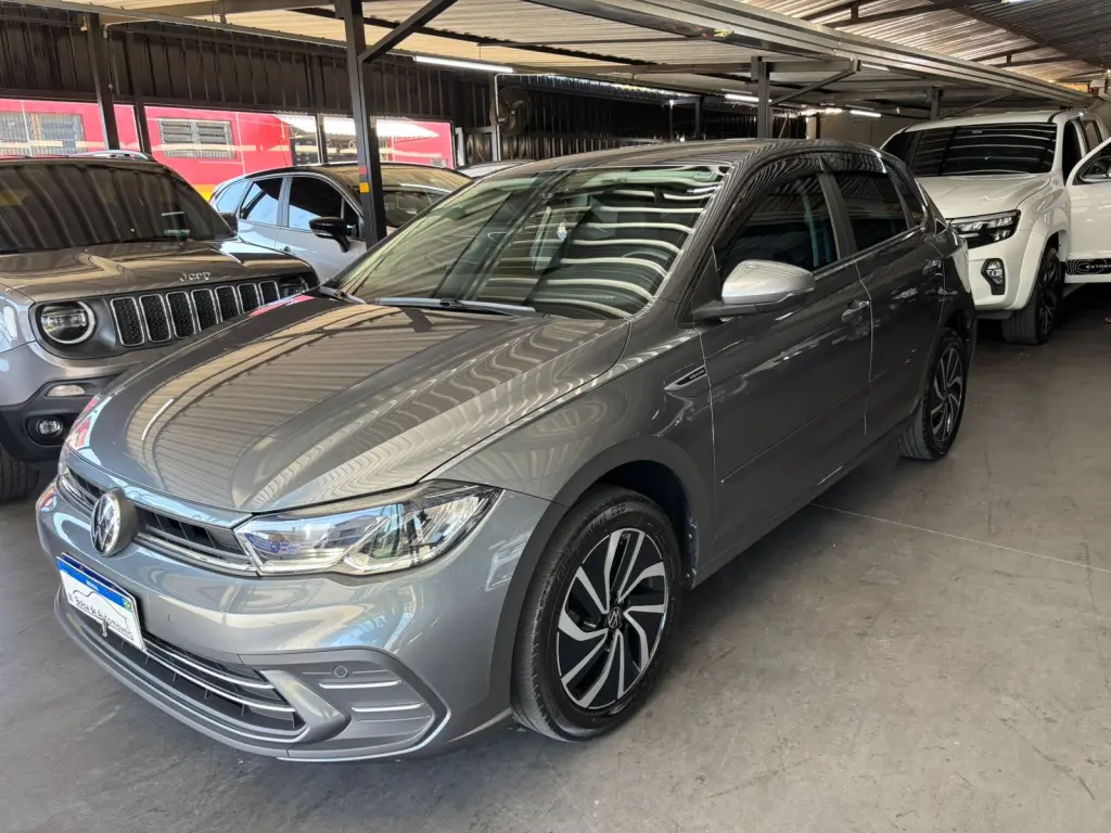 VOLKSWAGEN Polo Hatch