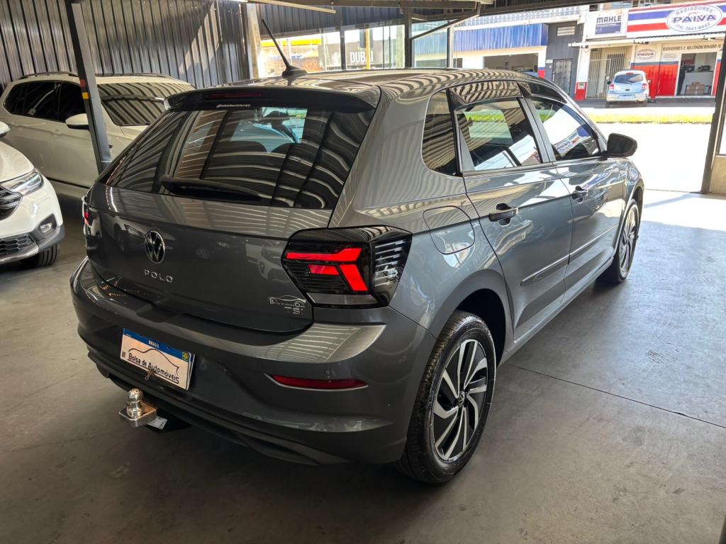 VOLKSWAGEN Polo Hatch - Foto