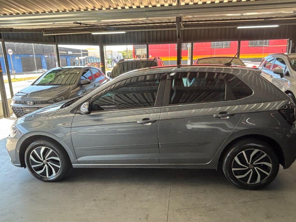 VOLKSWAGEN Polo Hatch - Foto
