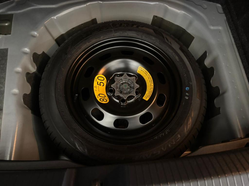 VOLKSWAGEN Polo Hatch - Foto