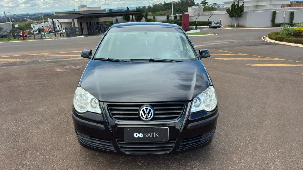 VOLKSWAGEN Polo Hatch - Foto