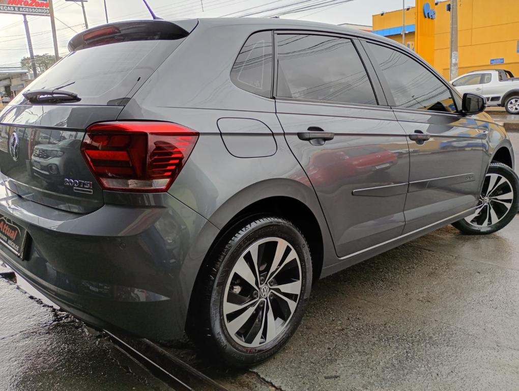 VOLKSWAGEN Polo Hatch - Foto