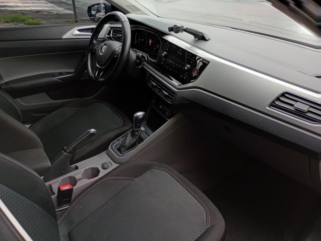 VOLKSWAGEN Polo Hatch - Foto