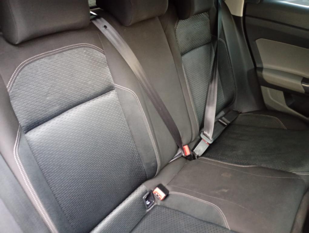 VOLKSWAGEN Polo Hatch - Foto