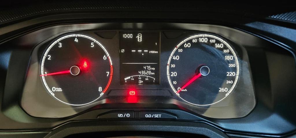 VOLKSWAGEN Polo Hatch - Foto