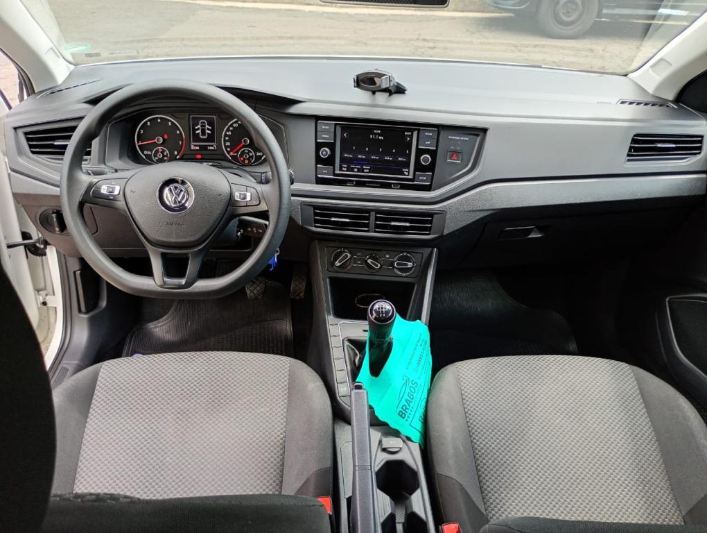 VOLKSWAGEN Polo Hatch - Foto