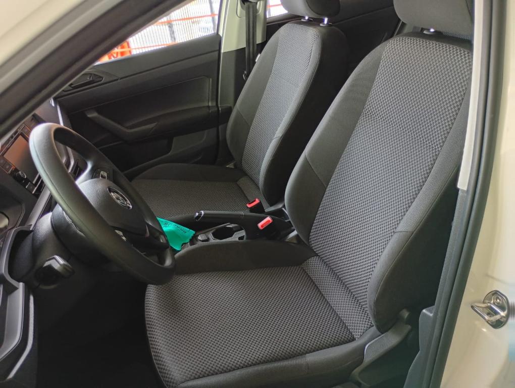 VOLKSWAGEN Polo Hatch - Foto