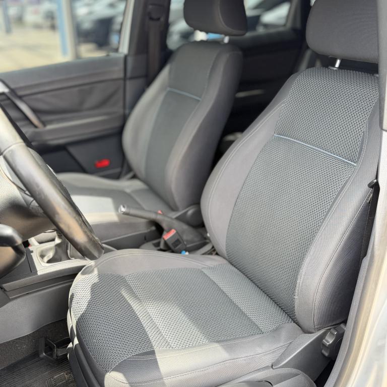 VOLKSWAGEN Polo Hatch - Foto