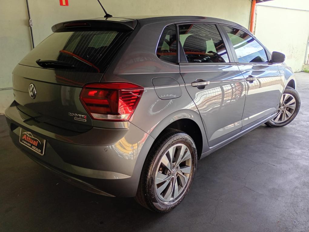 VOLKSWAGEN Polo Hatch - Foto