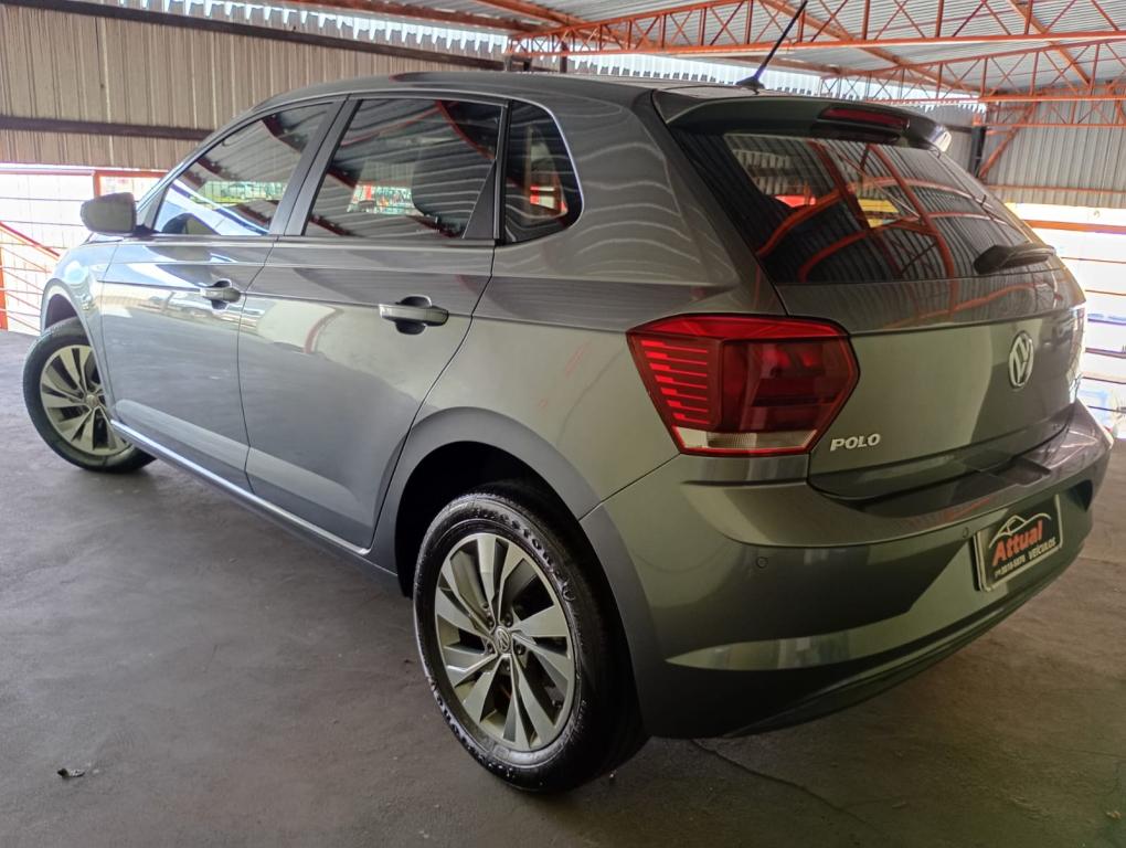 VOLKSWAGEN Polo Hatch - Foto