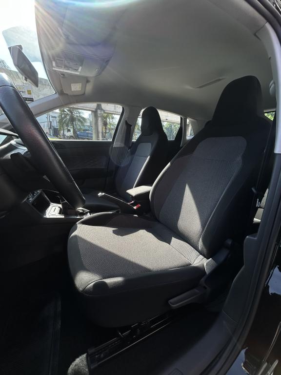 VOLKSWAGEN Polo Hatch - Foto