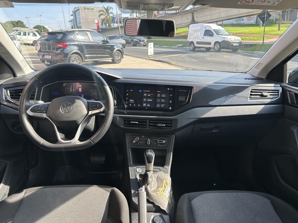 VOLKSWAGEN Polo Hatch - Foto