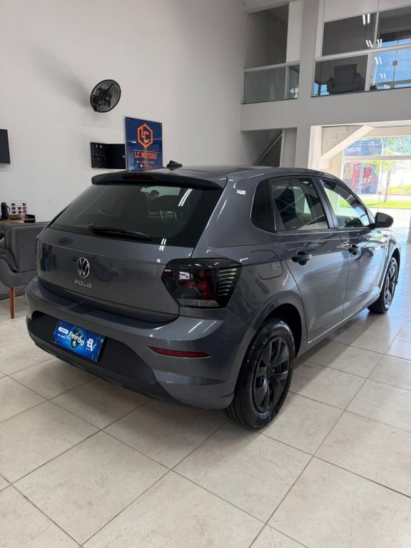 VOLKSWAGEN Polo Hatch - Foto