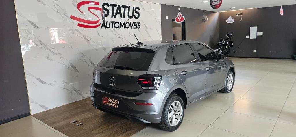 VOLKSWAGEN Polo Hatch - Foto