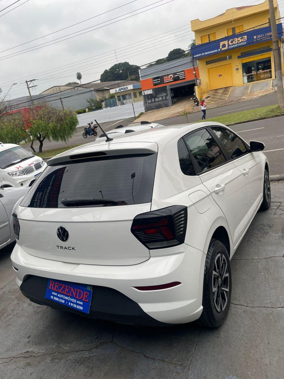 VOLKSWAGEN Polo Hatch - Foto