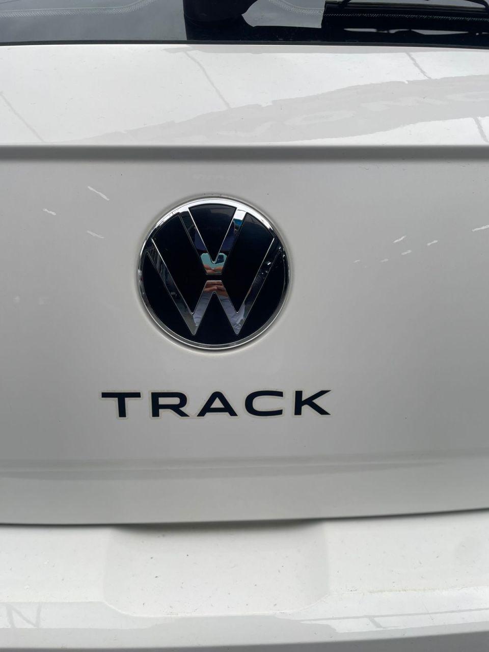 VOLKSWAGEN Polo Hatch - Foto