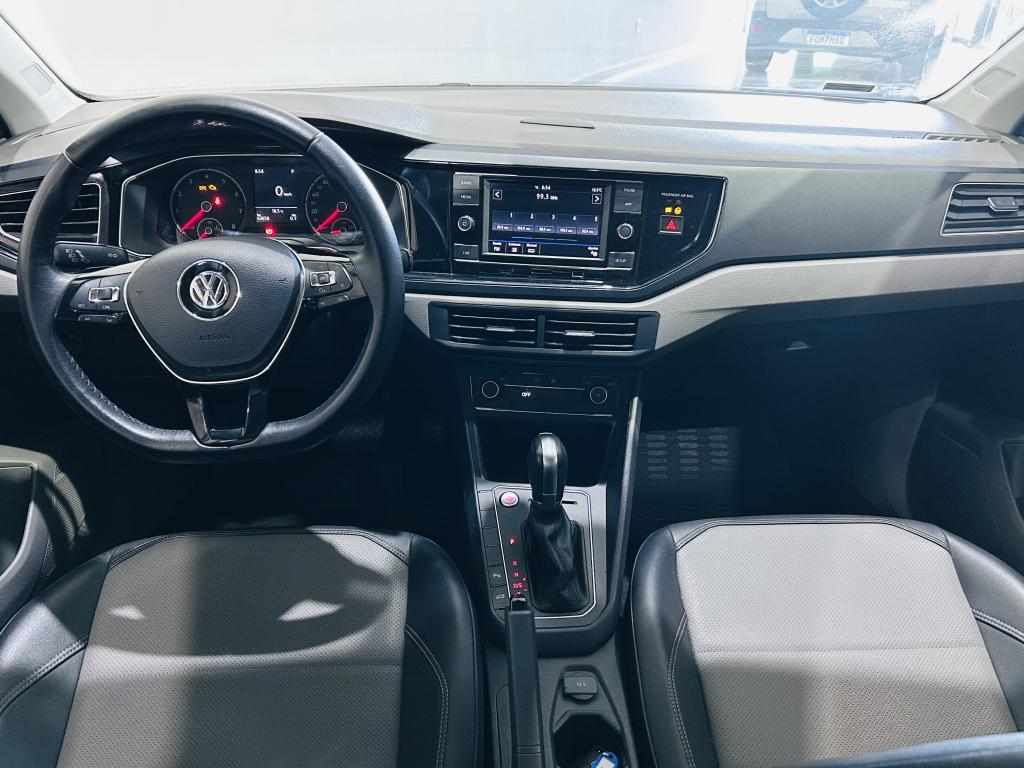 VOLKSWAGEN Polo Hatch - Foto