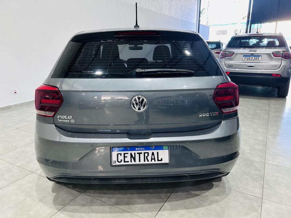 VOLKSWAGEN Polo Hatch - Foto