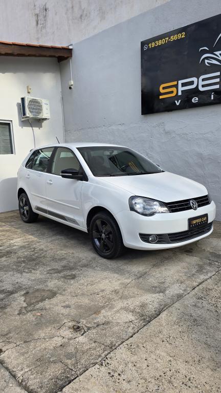 VOLKSWAGEN Polo Hatch