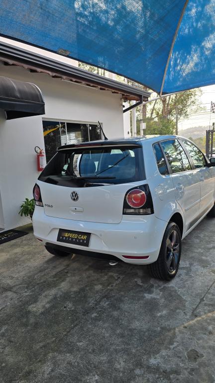 VOLKSWAGEN Polo Hatch - Foto