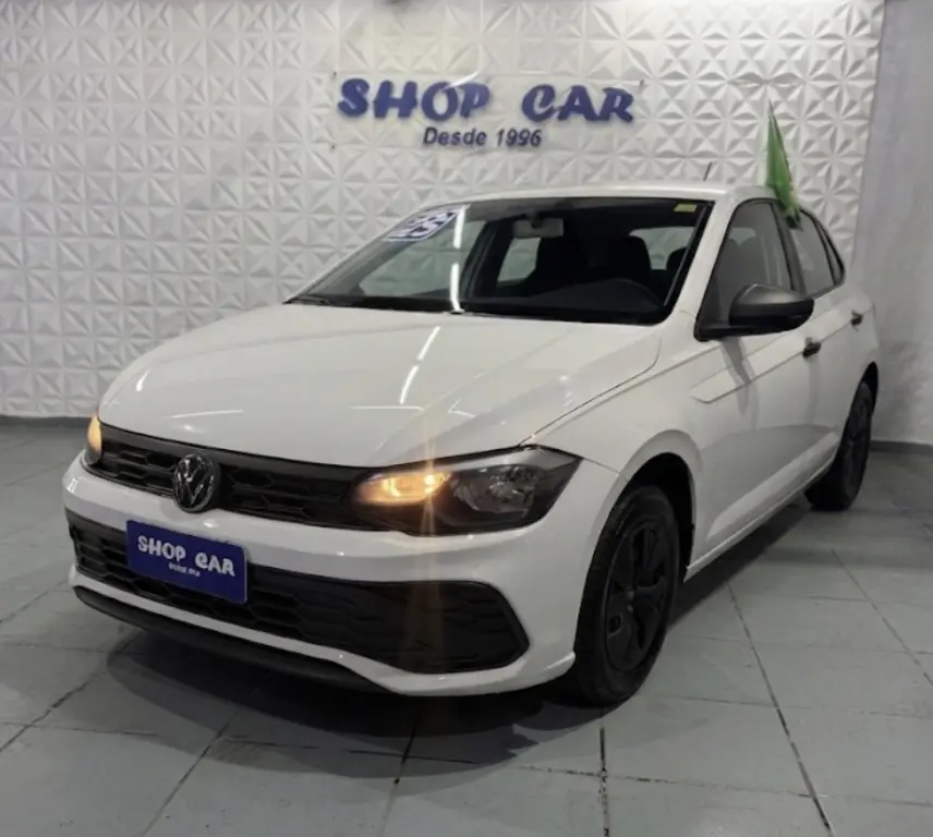 VOLKSWAGEN Polo Hatch - Foto