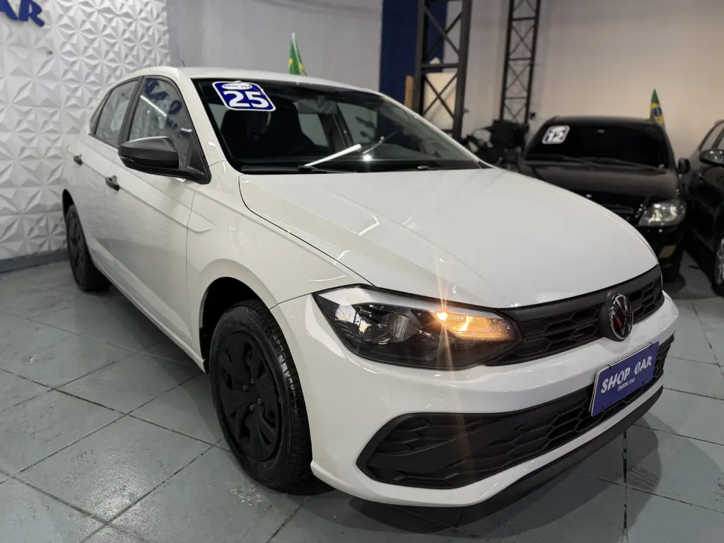 VOLKSWAGEN Polo Hatch - Foto